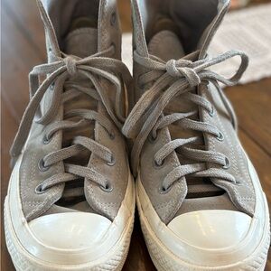 Converse Gray High-Tops